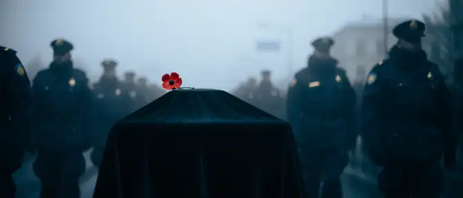 Трагический финал путешествия: в Новосибирске почтили память погибшей в схватке с медведем сотрудницы МЧС